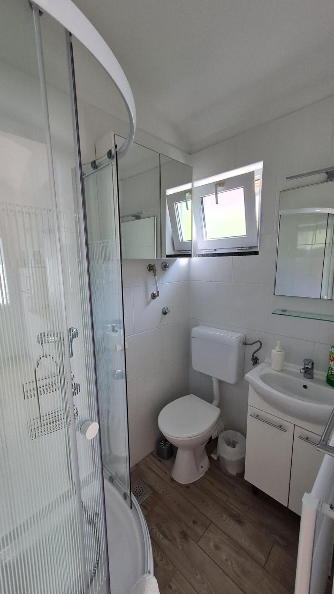 Apartmani Ela Prvić Luka Екстериор снимка