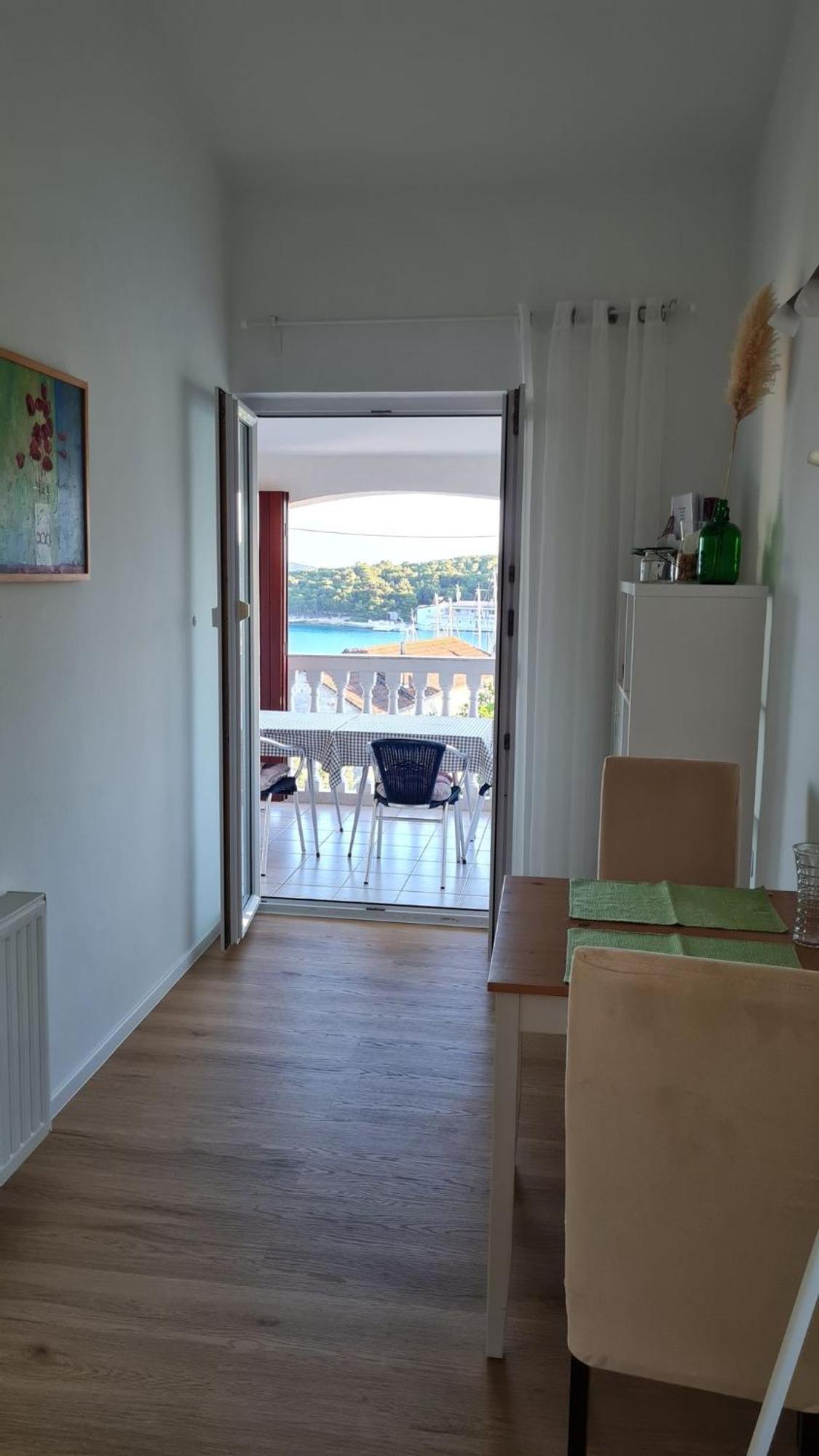 Apartmani Ela Prvić Luka Екстериор снимка